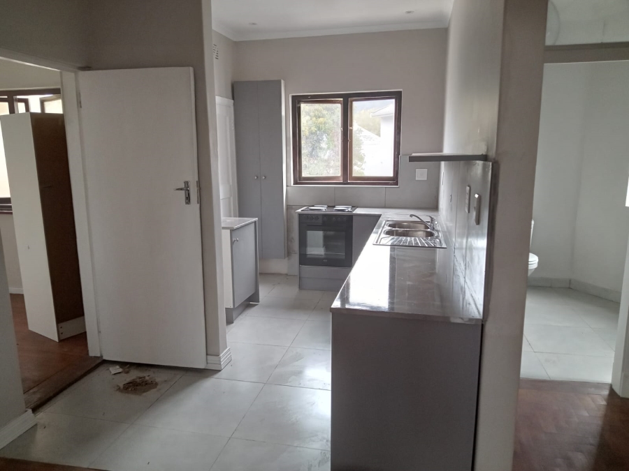 To Let 2 Bedroom Property for Rent in Kenilworth Western Cape